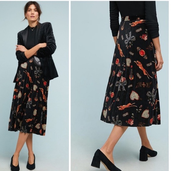 Anthropologie Maeve Montparnasse BlackVelvet Skirt Pleated Midi Size Small